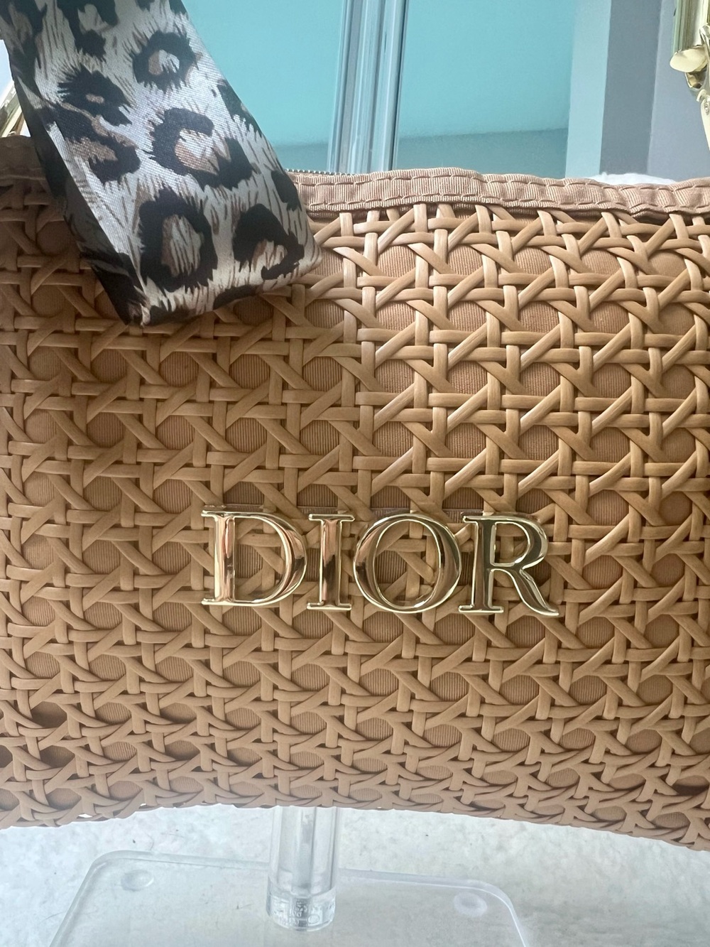 Rare Dior Natural Rattan Upcycled Beauty to Handbag with Removable Straps - Picture 4 of 11